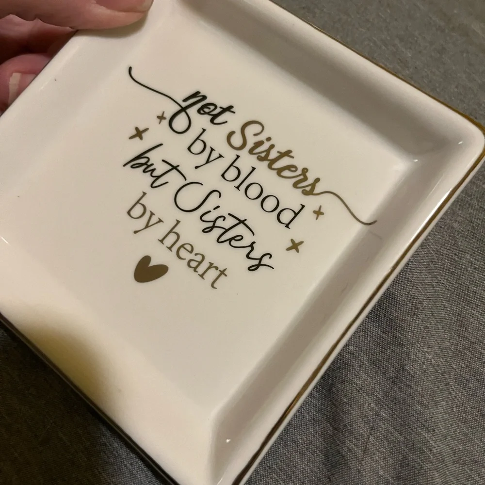 Jewelry dish White & Gold Friends Sentiment Square Jewelry dish by Beyond Gifts